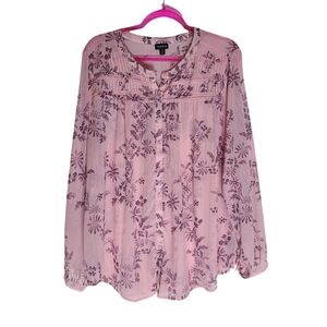 Torrid Crinkle Chiffon Button Front Top. 3x, Pink